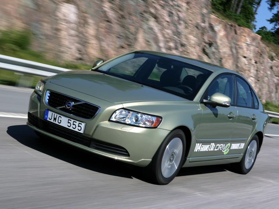  Volvo S40 DRIVe 2009 года  (фото 1 из 6)